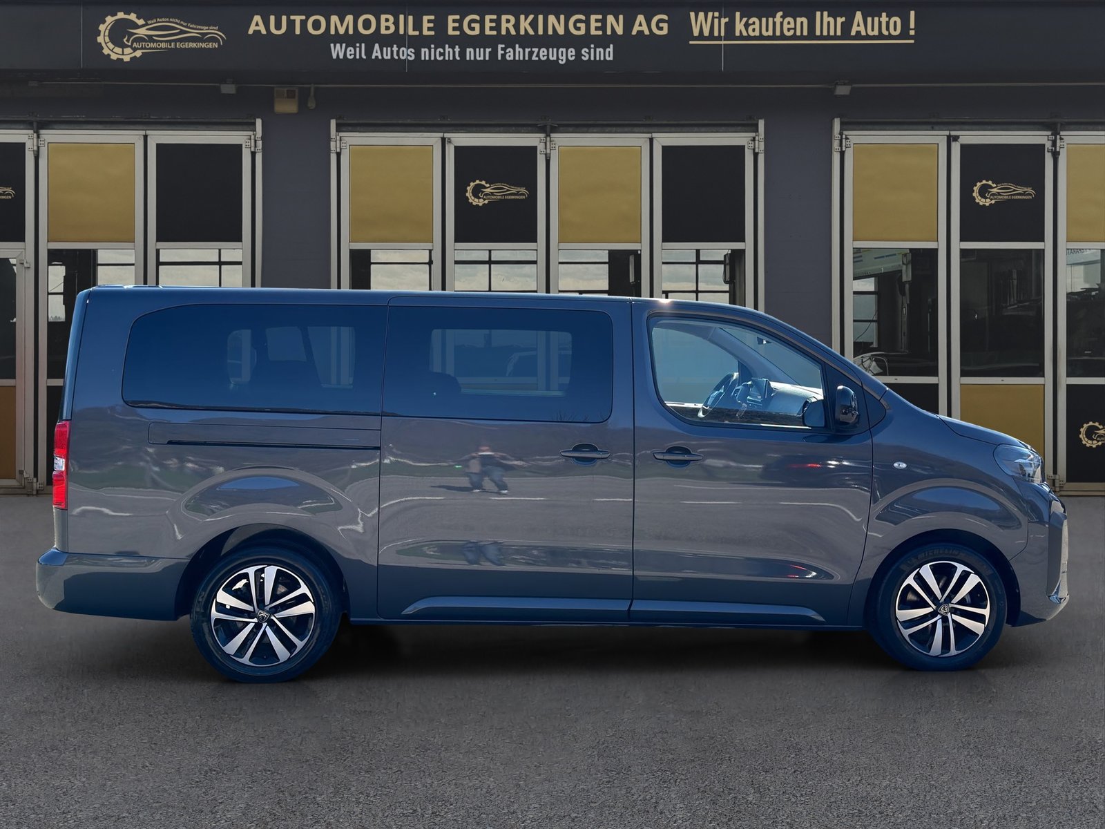 PEUGEOT Traveller 2.0 BlueHDi Business Long EAT8, Diesel, Occasion / Utilisé, Automatique - 4