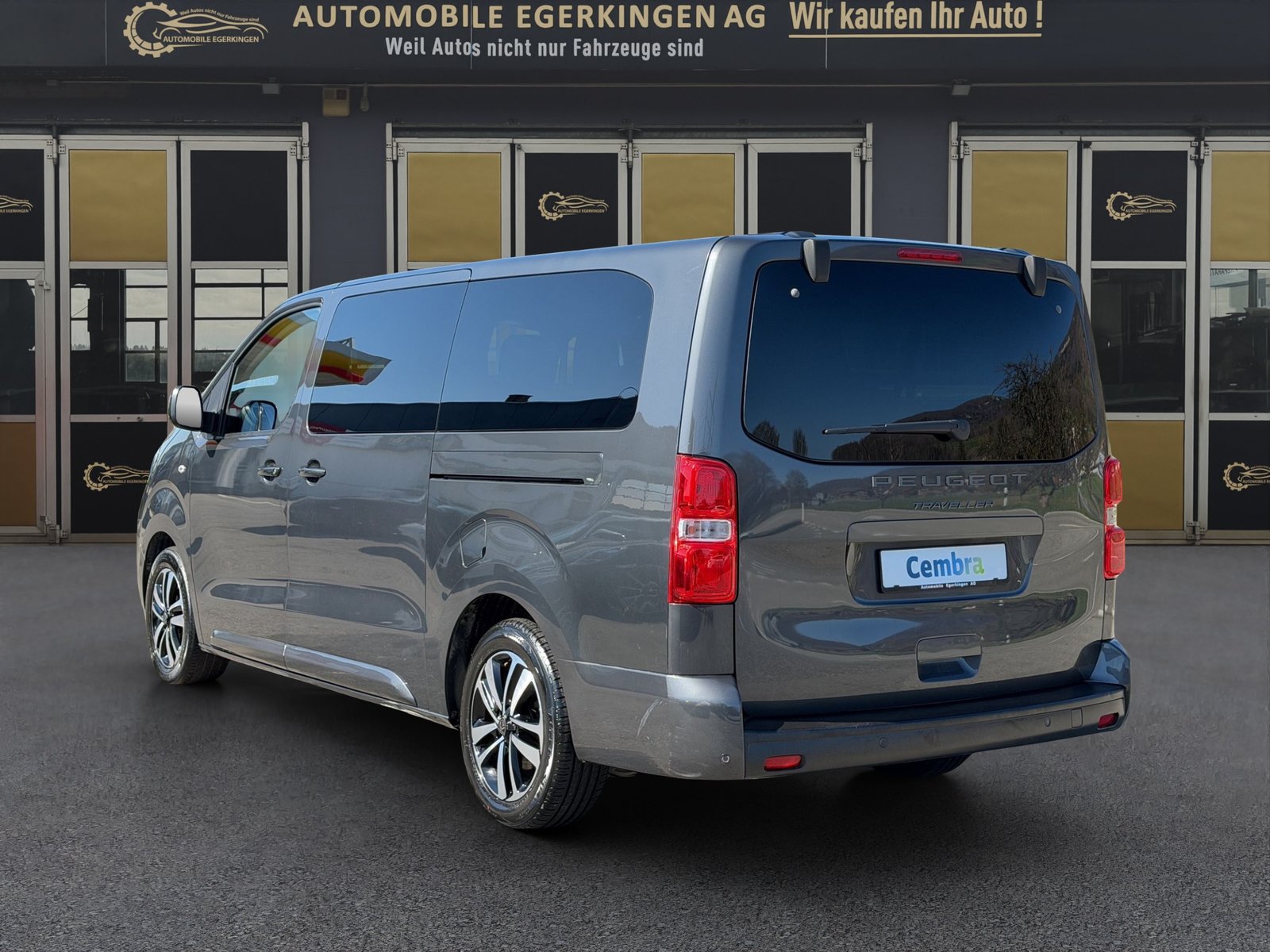 PEUGEOT Traveller 2.0 BlueHDi Business Long EAT8, Diesel, Occasion / Utilisé, Automatique - 7