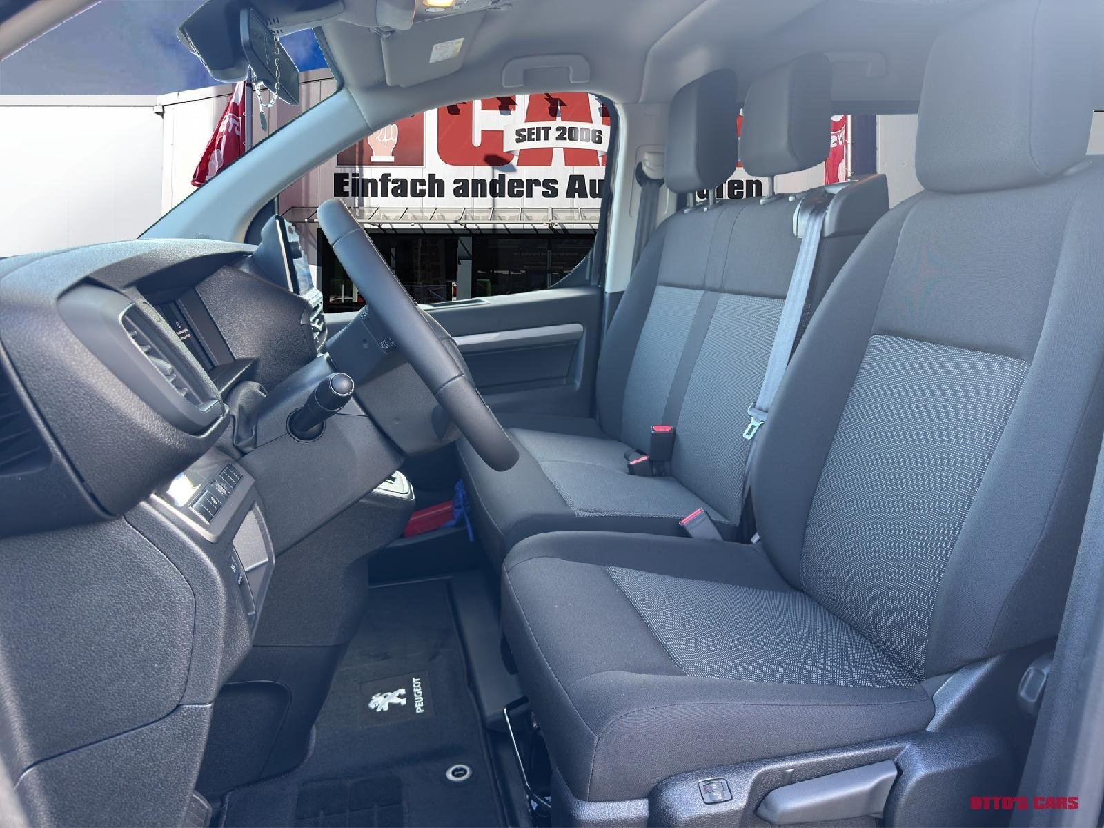 PEUGEOT Traveller Standard 2.0 BlueHDi Business *9Plätzer*A, Diesel, Occasion / Utilisé, Automatique - 7