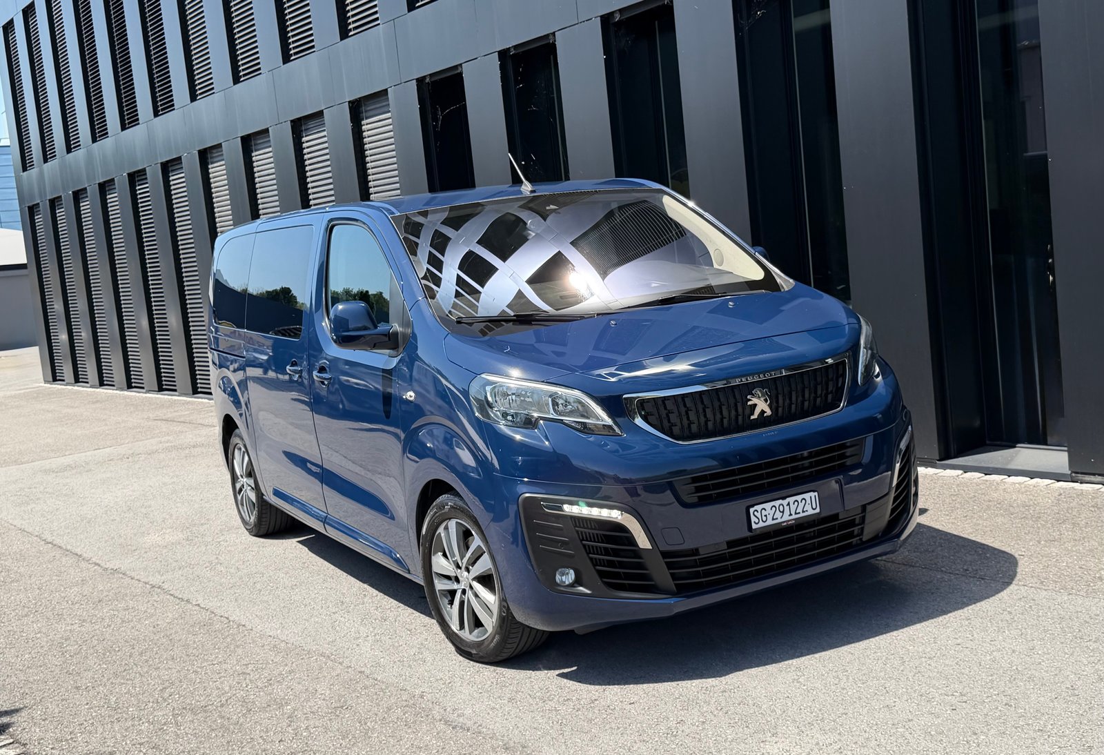 PEUGEOT Traveller 1.6 BlueHDi Active NEUER DPF*Ab MFK Servi, Diesel, Occasion / Gebraucht, Handschaltung - 5