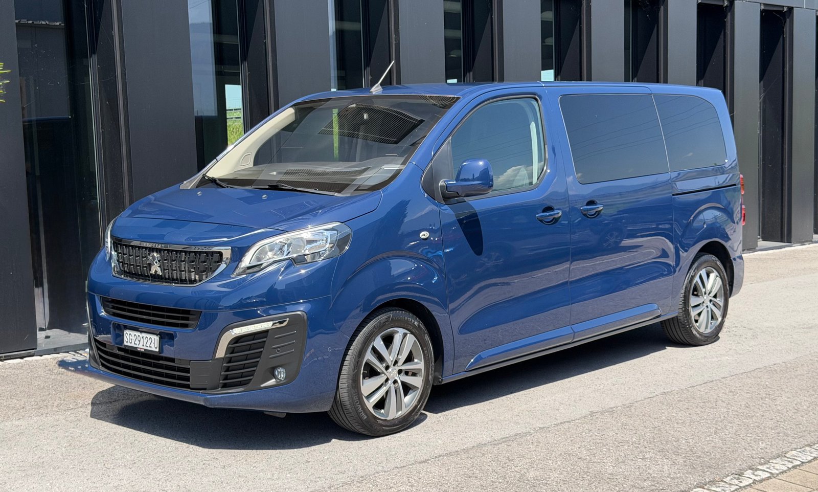 PEUGEOT Traveller 1.6 BlueHDi Active NEUER DPF*Ab MFK Servi, Diesel, Occasion / Gebraucht, Handschaltung - 7