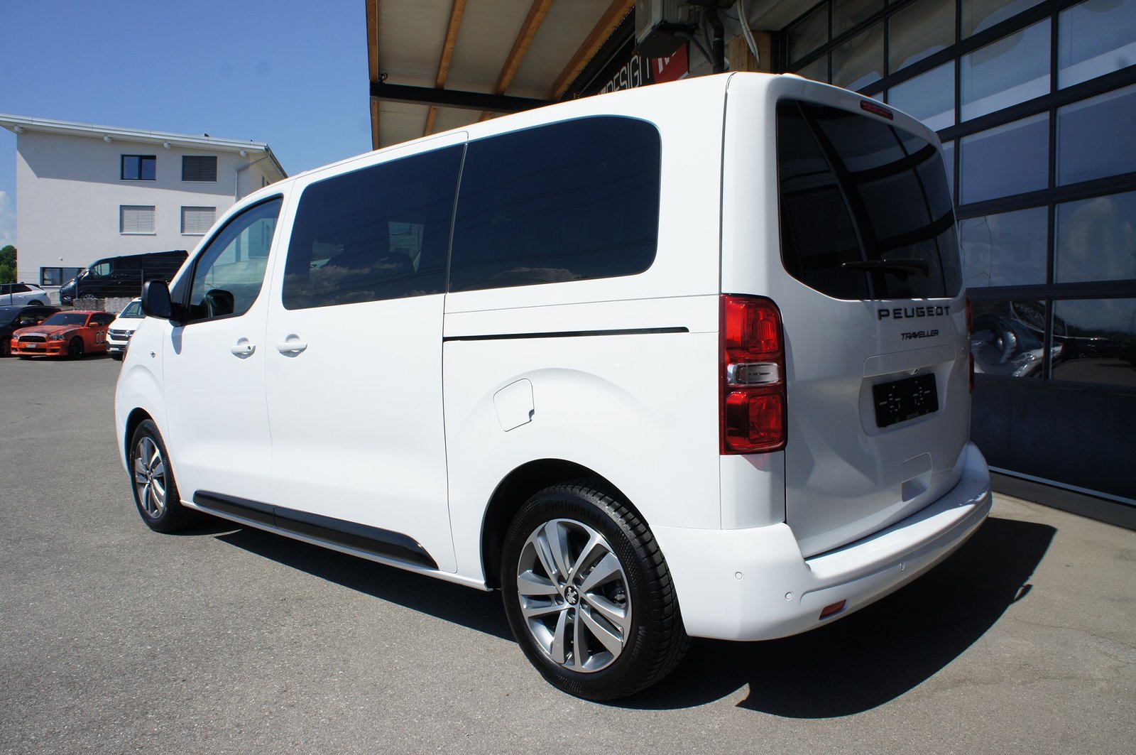 PEUGEOT Traveller 2.0 BlueHDi Business Standard EAT8, Diesel, Occasion / Utilisé, Automatique - 3