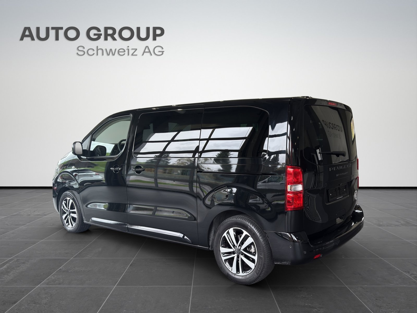 PEUGEOT Traveller 2.0 BlueHDi Business VIP Standard EAT8, Diesel, Occasioni / Usate, Automatico - 3