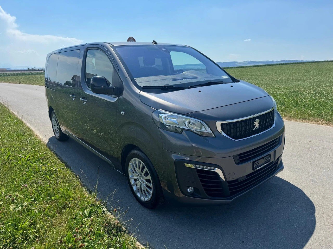 PEUGEOT Traveller 2.0 BlueHDi Business Standard EAT8 9 Plät, Diesel, Occasioni / Usate, Automatico - 3