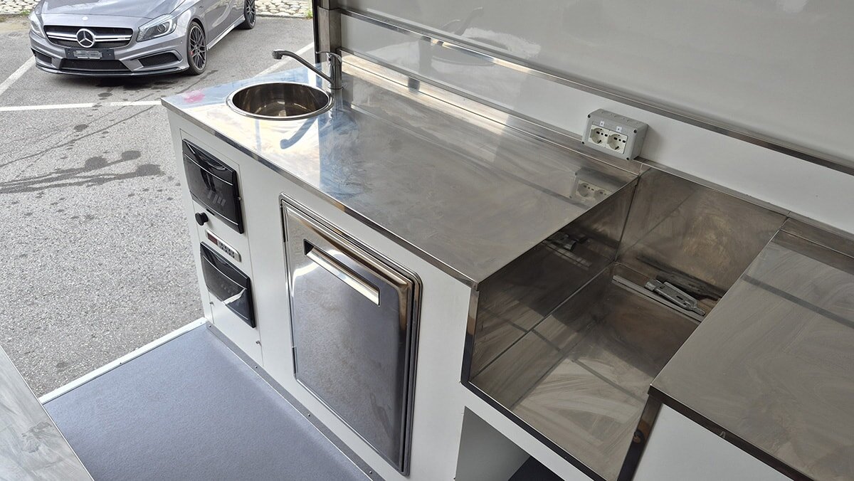 PIAGGIO Food Truck, Occasion / Gebraucht, Handschaltung - 3