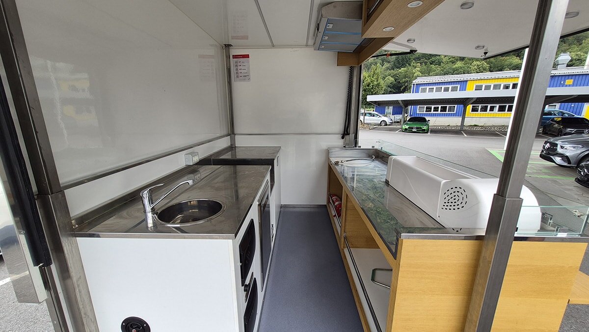PIAGGIO Food Truck, Occasion / Gebraucht, Handschaltung - 4