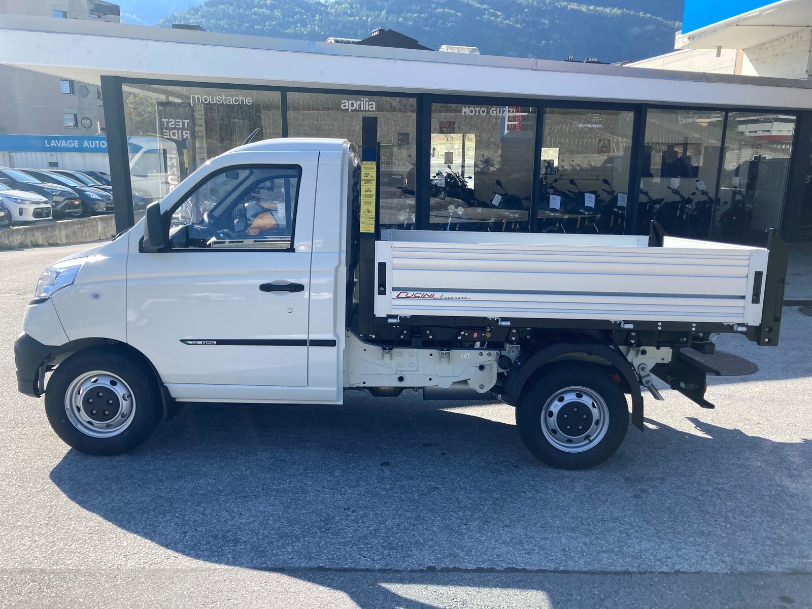 PIAGGIO Porter Kipper 1.5 CNG Pro Short Range, Erdgas (CNG) / Benzin, Neuwagen, Handschaltung - 4