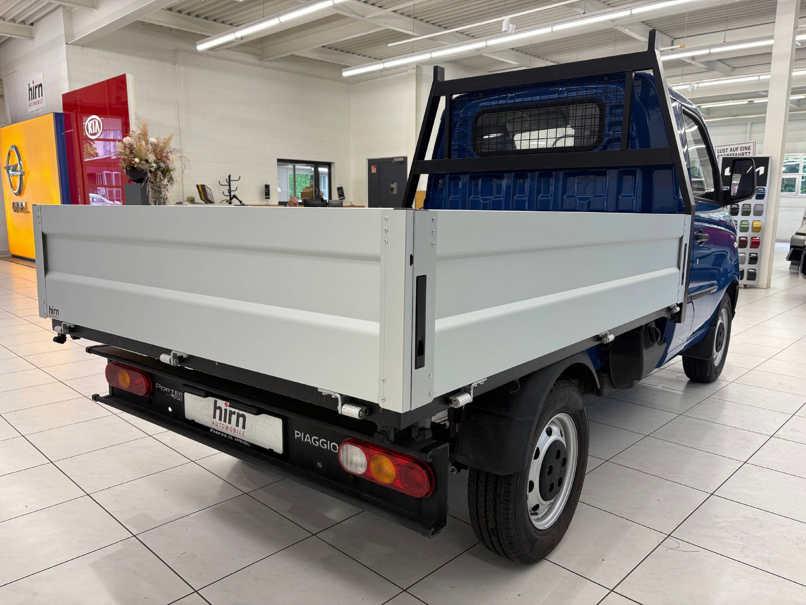 PIAGGIO Porter Pick-up 1.5 CNG, Natural Gas (CNG) / Petrol, Second hand / Used, Manual - 5