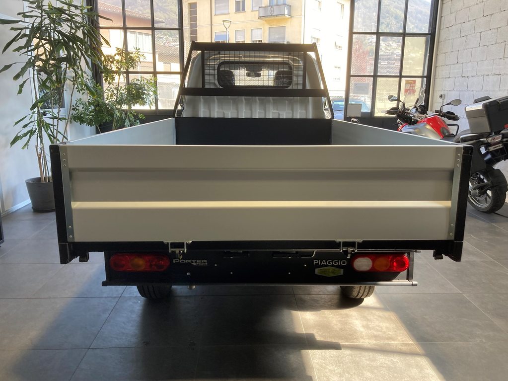 PIAGGIO Porter NP96 1.5 CNG Short Range Start, Gas (CNG) / Benzina, Auto nuove, Manuale - 6