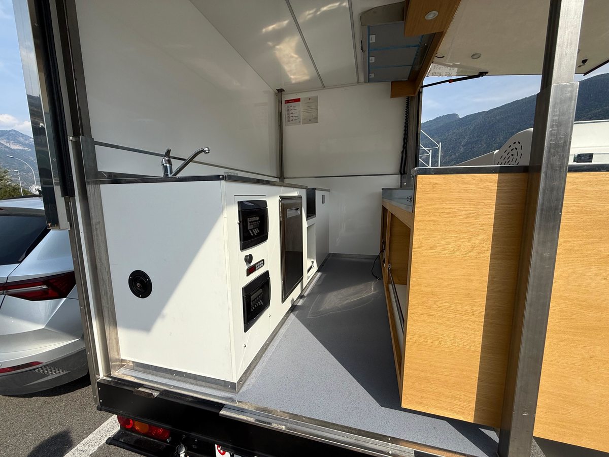 PIAGGIO Porter Kab.-Ch. 1.5 CNG Pro Long Range, Gas (CNG) / Benzina, Occasioni / Usate, Manuale - 7