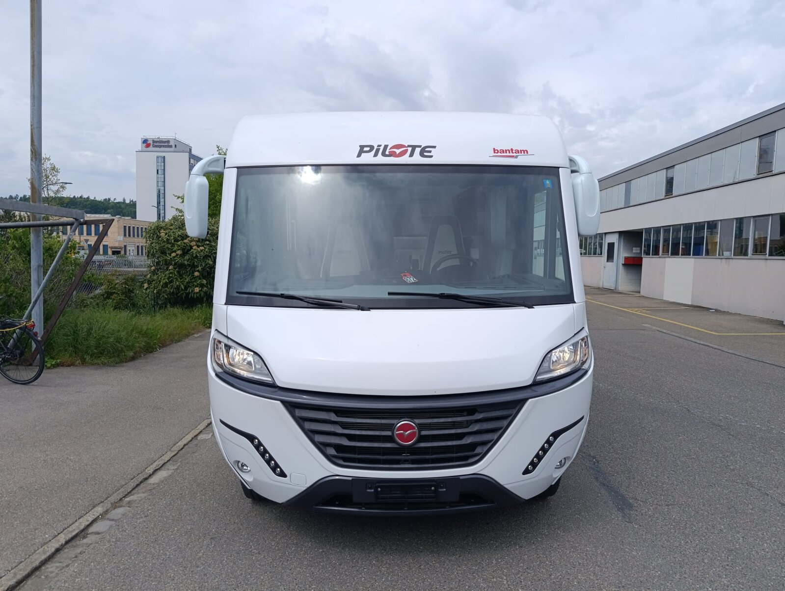 PILOTE Expression G690H *** Enormes Platzangebot auf nur 6,9, Diesel, Second hand / Used, Automatic - 6