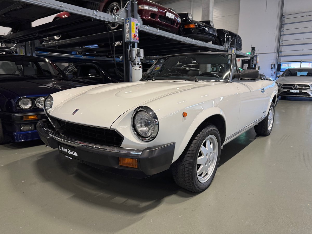 PININFARINA SPIDEREUROPA *Vétéran*, Benzin, Occasion / Gebraucht, Handschaltung - 2