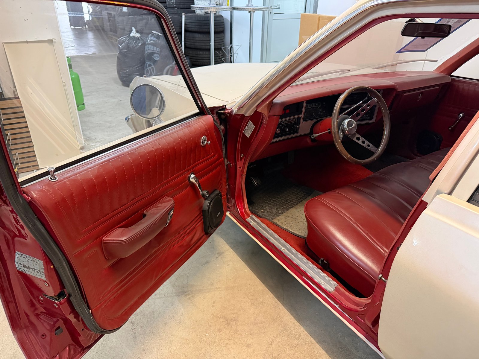 PLYMOUTH Volare, Occasion / Utilisé, Automatique - 5