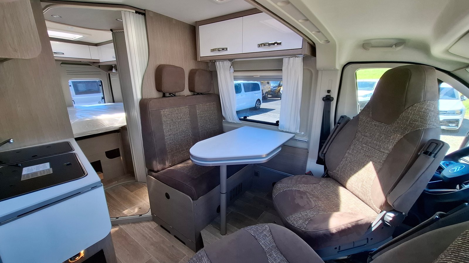 PÖSSL 2WIN R PLUS Automatique (régulateur de vitesse adapt, Diesel, Neuwagen, Automatik - 5