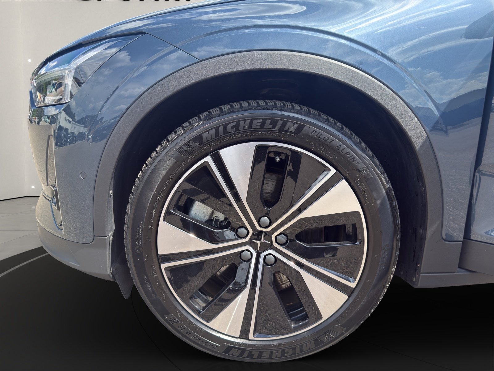 POLESTAR 2 Long Range Dual Motor, Électrique, Occasion / Utilisé, Automatique - 7