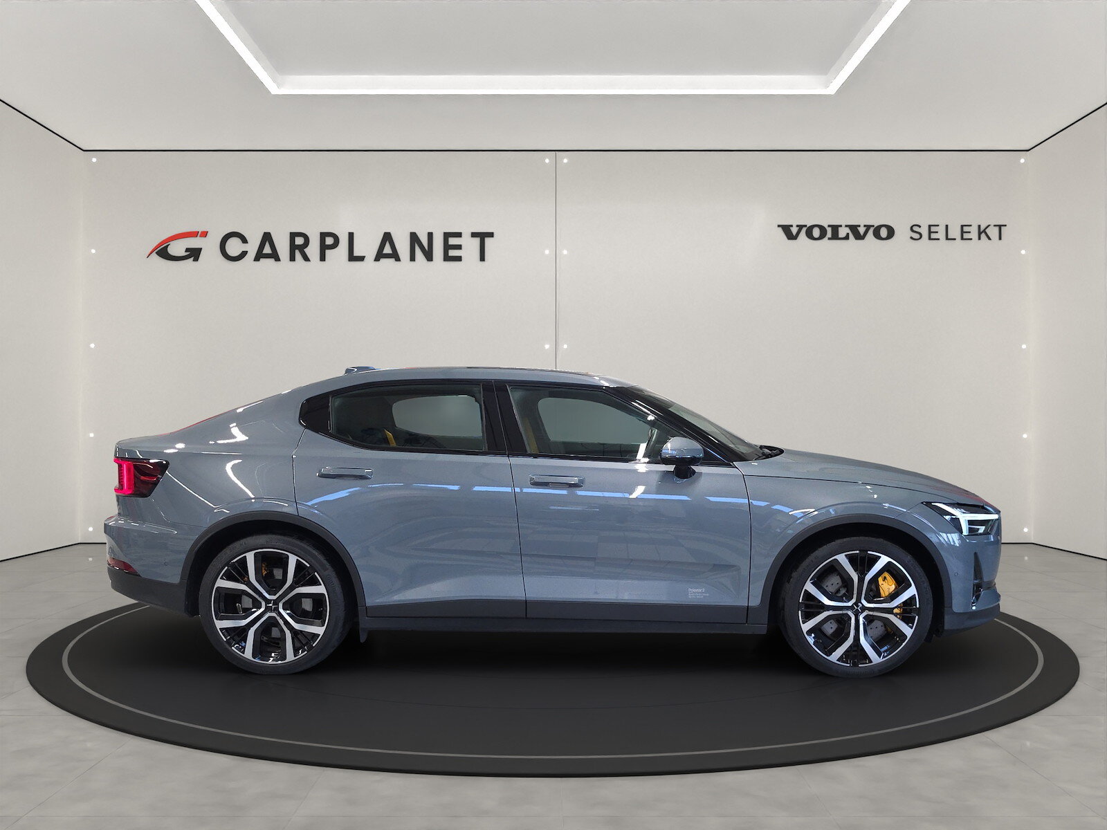 POLESTAR 2 Long Range Dual Motor Performance, Electric, Second hand / Used, Automatic - 3