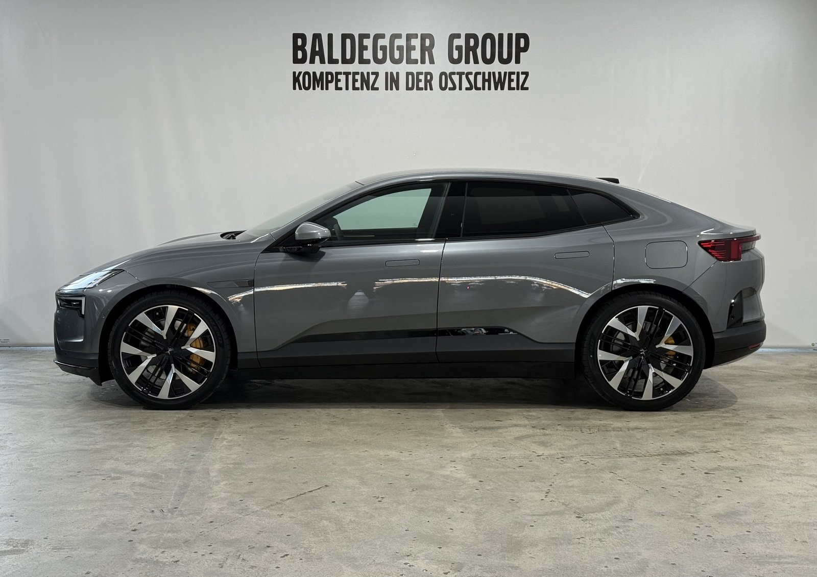 POLESTAR 4 Long Range Dual Motor Perfor, Electric, New car, Automatic - 2