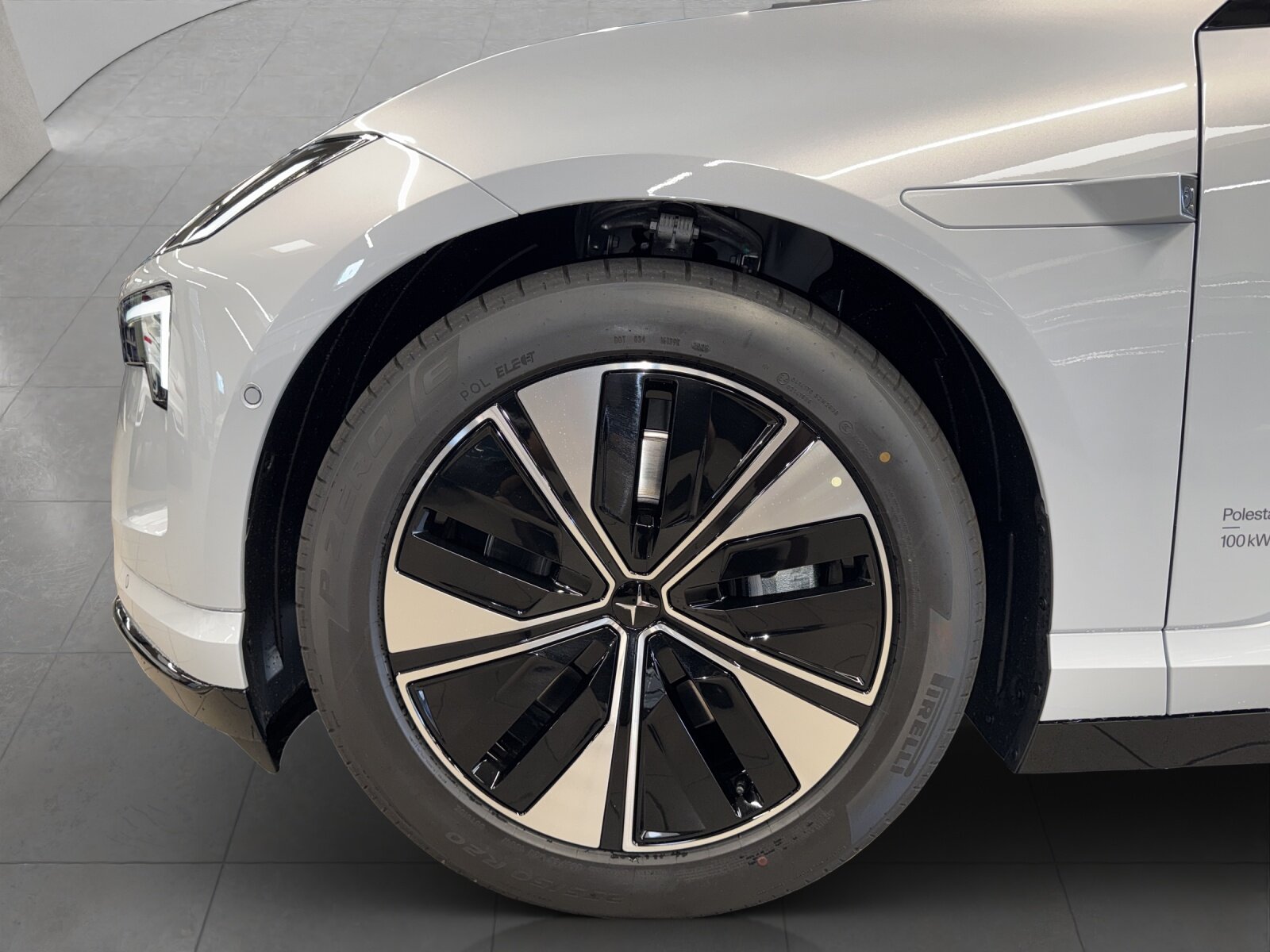 POLESTAR 4 Long Range Dual Motor Prime, Electric, New car, Automatic - 7
