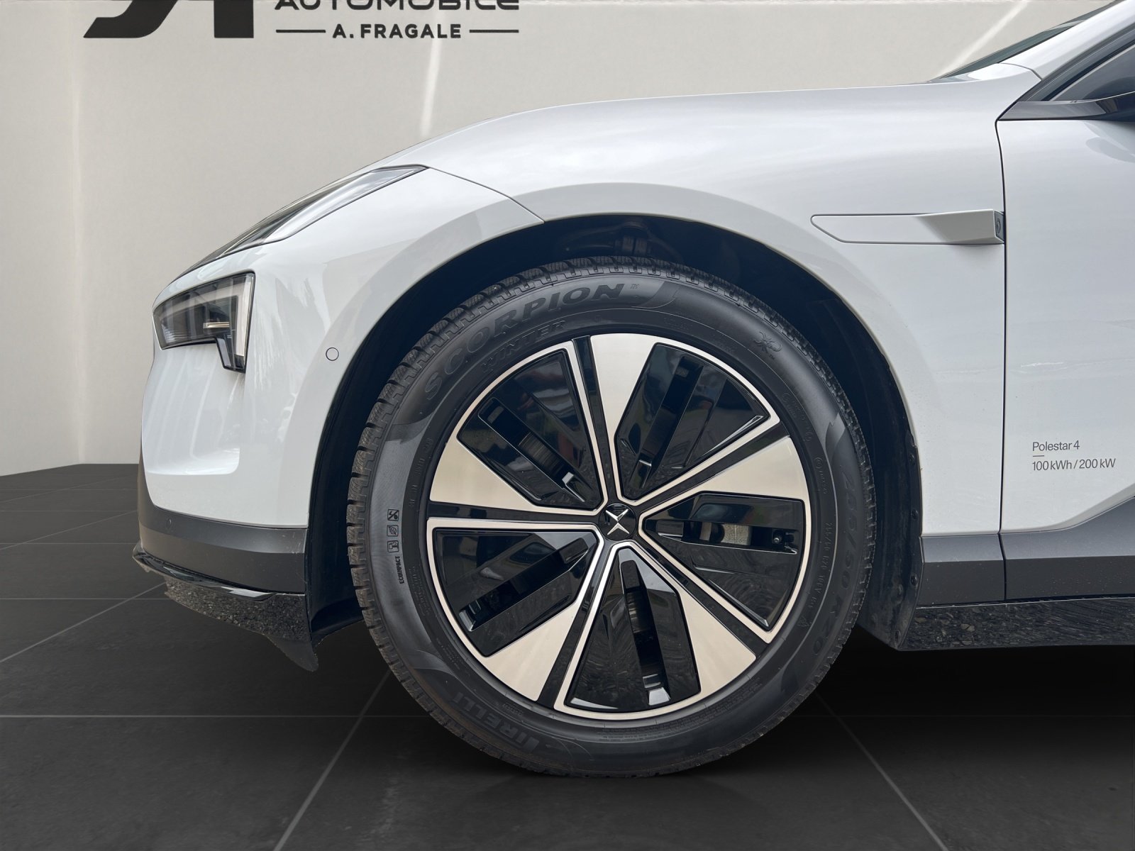 POLESTAR 4 Long Range Single Motor, Électrique, Occasion / Utilisé, Automatique - 7