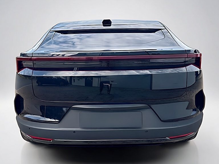 POLESTAR 4 Long Range Dual Motor, Électrique, Occasion / Utilisé, Automatique - 3