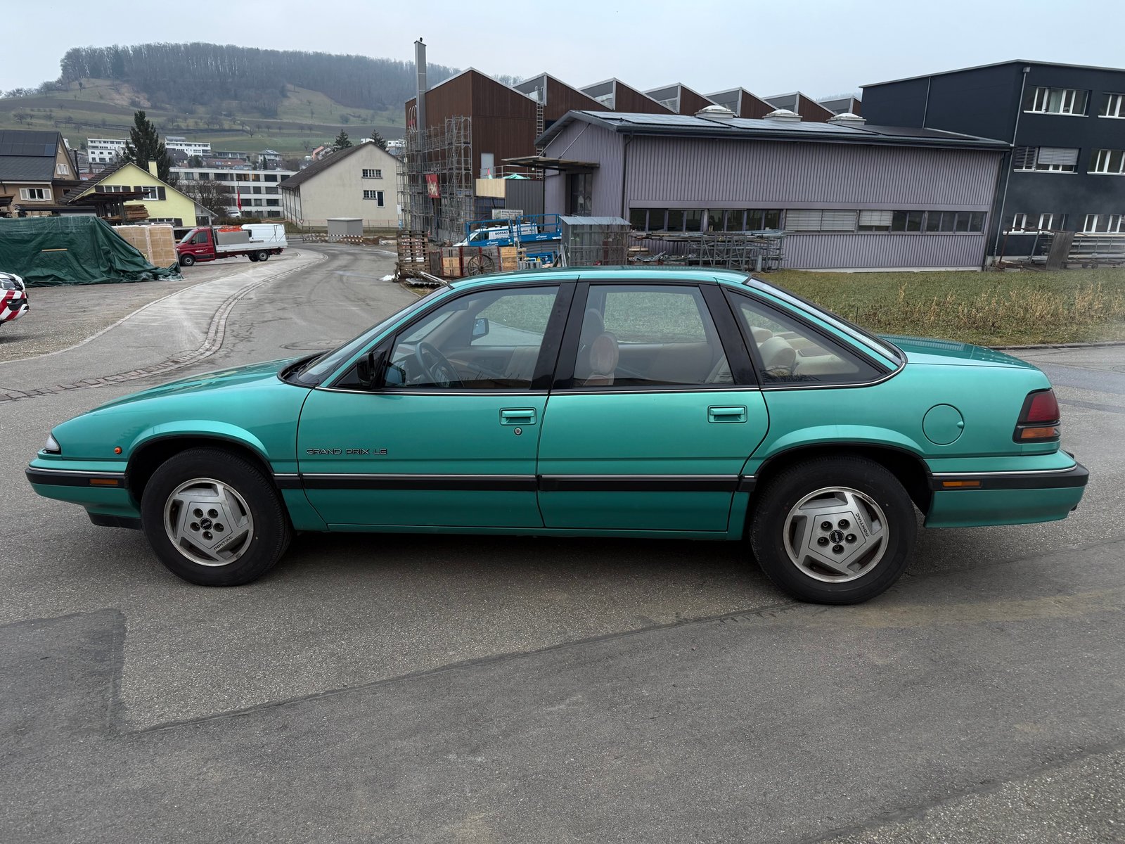 PONTIAC Grand-Prix 3.1 LE, Petrol, Second hand / Used, Automatic - 5