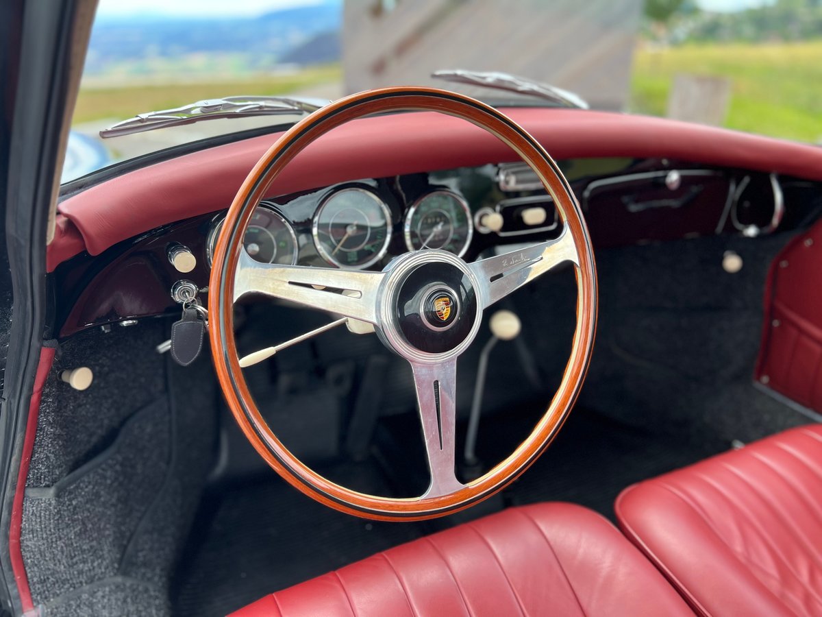 PORSCHE At1, Essence, Occasion / Utilisé, Manuelle - 4