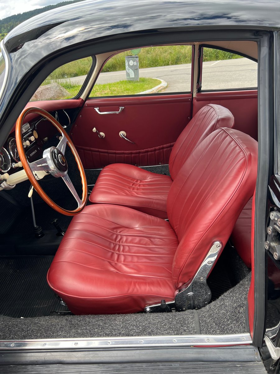 PORSCHE At1, Essence, Occasion / Utilisé, Manuelle - 7