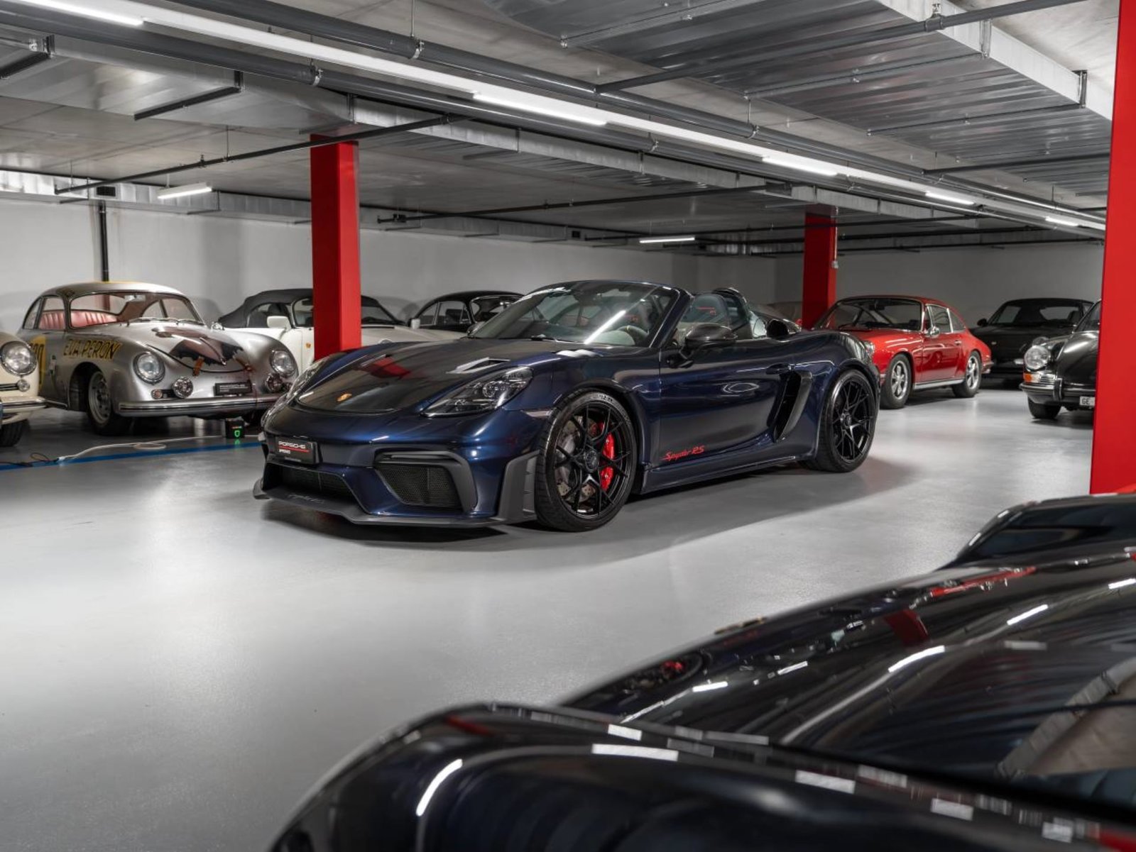 PORSCHE 718 Spyder RS
