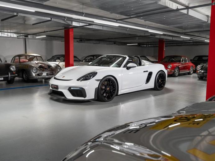 PORSCHE 718 Spyder, Essence, Occasion / Utilisé, Manuelle