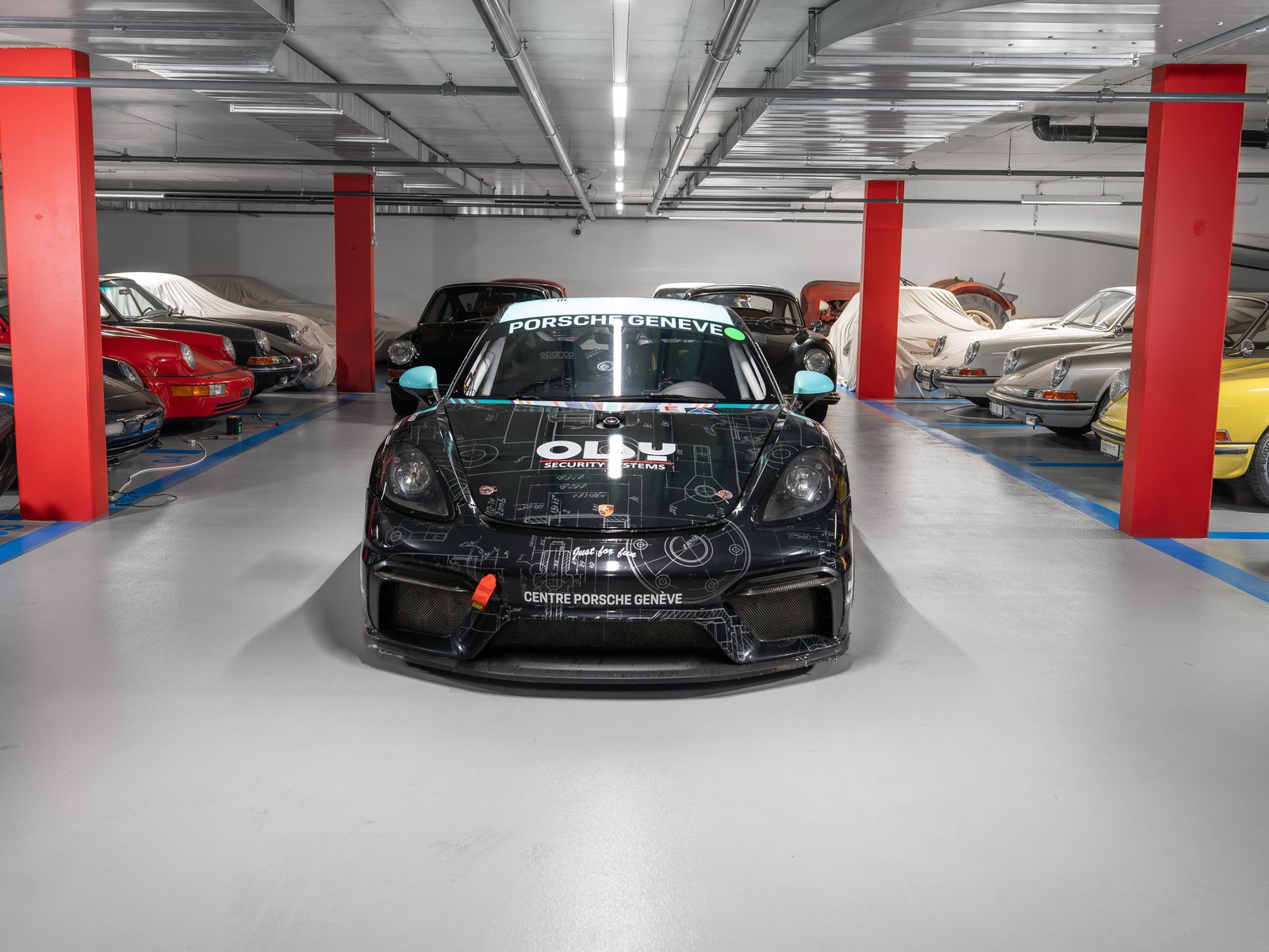 PORSCHE 718 GT4 Club Sport Manthey Racing MR, Petrol, Second hand / Used, Automatic - 6
