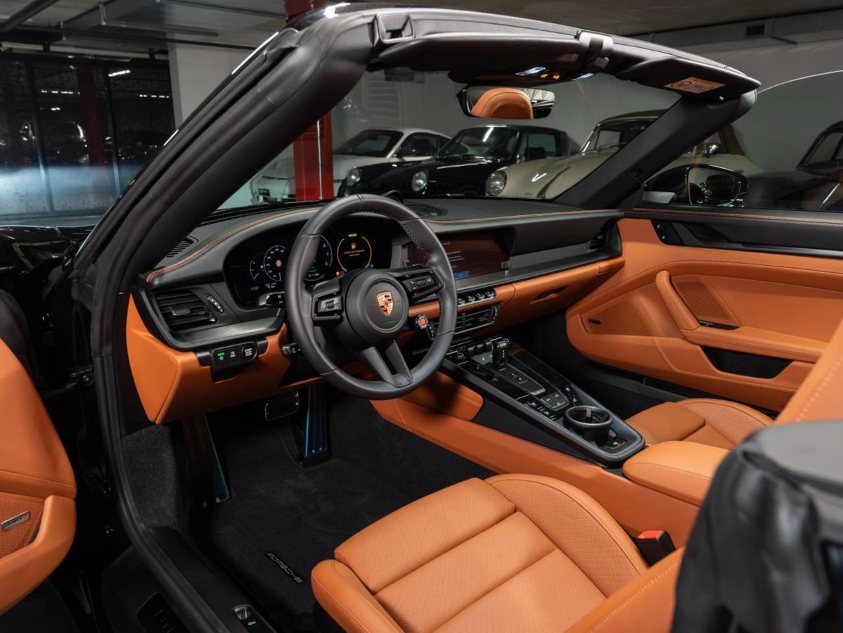 PORSCHE 911 Carrera 4 GTS Cabriolet, Mild-Hybrid Benzin/Elektro, Neuwagen, Automat - 4