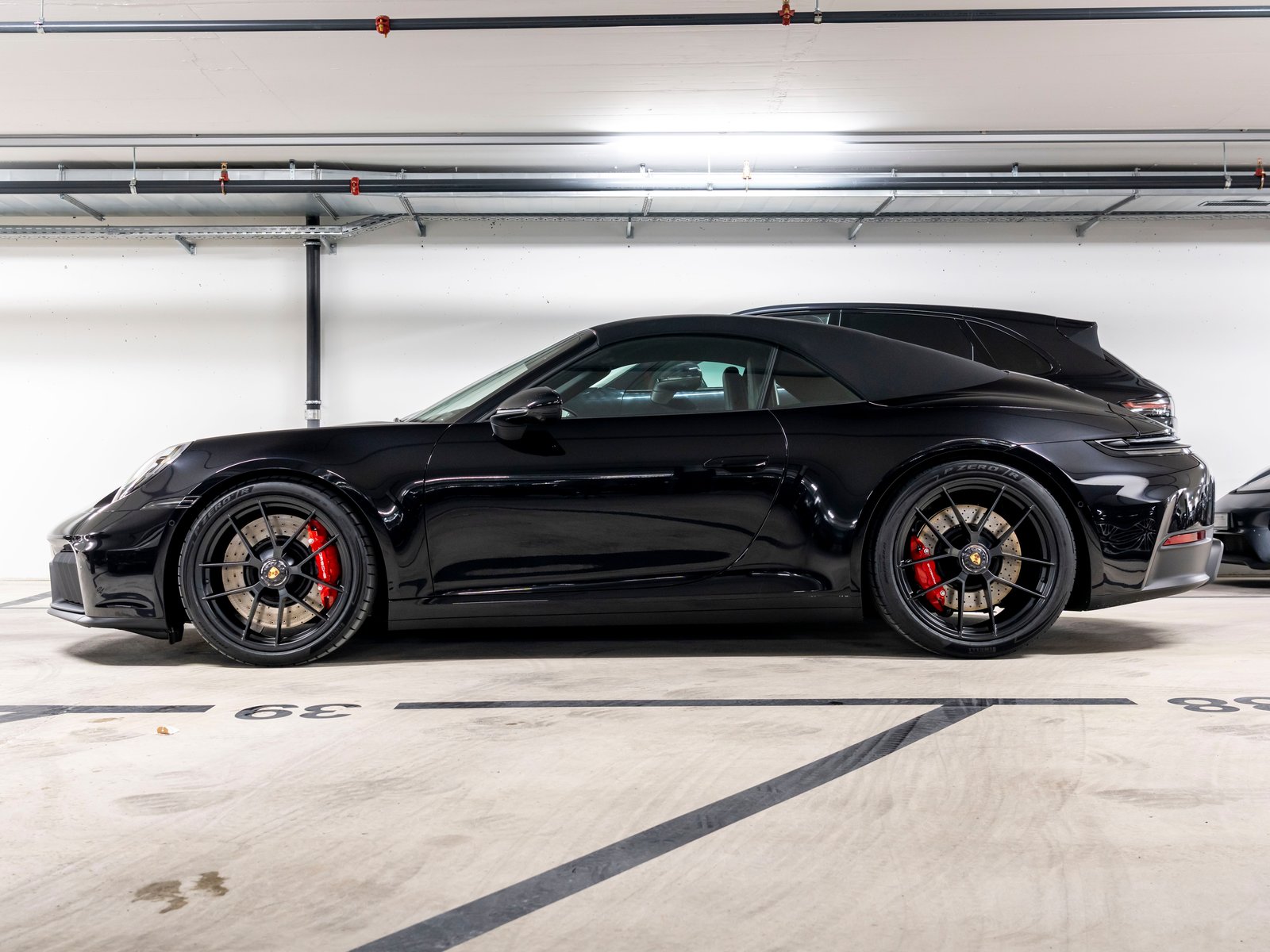 PORSCHE 911 Carrera 4 Cabriolet GTS PDK, Hybride Integrale Benzina/Elettrica, Auto nuove, Automatico - 2