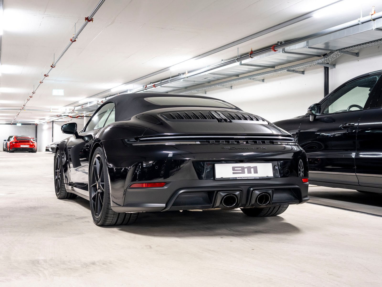 PORSCHE 911 Carrera 4 Cabriolet GTS PDK, Hybride Integrale Benzina/Elettrica, Auto nuove, Automatico - 3