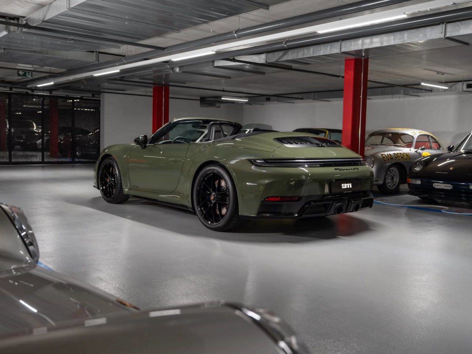 PORSCHE 911 Carrera 4 GTS Cabriolet, Hybride Léger Essence/Électricité, Voiture nouvelle, Automatique - 3