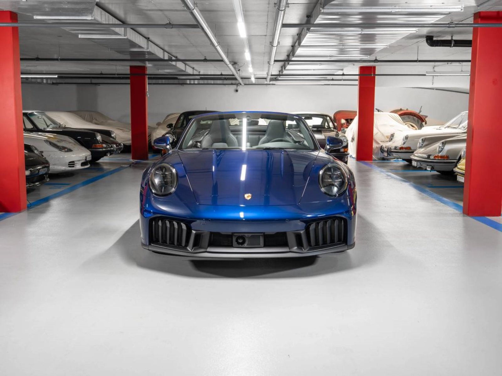 PORSCHE 911 Carrera 4 GTS Cabriolet, Hybride Léger Essence/Électricité, Voiture nouvelle, Automatique - 2