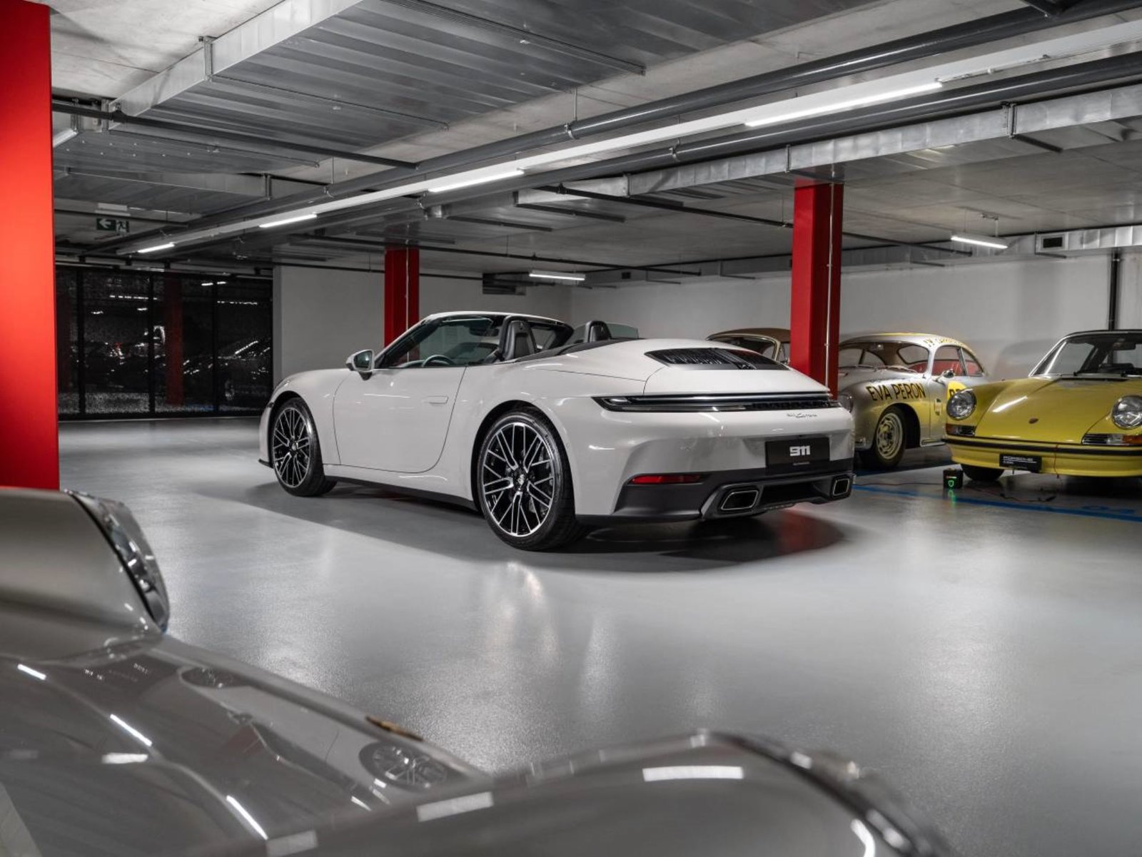 PORSCHE 911 Carrera Cabriolet, Petrol, New car, Automatic - 3