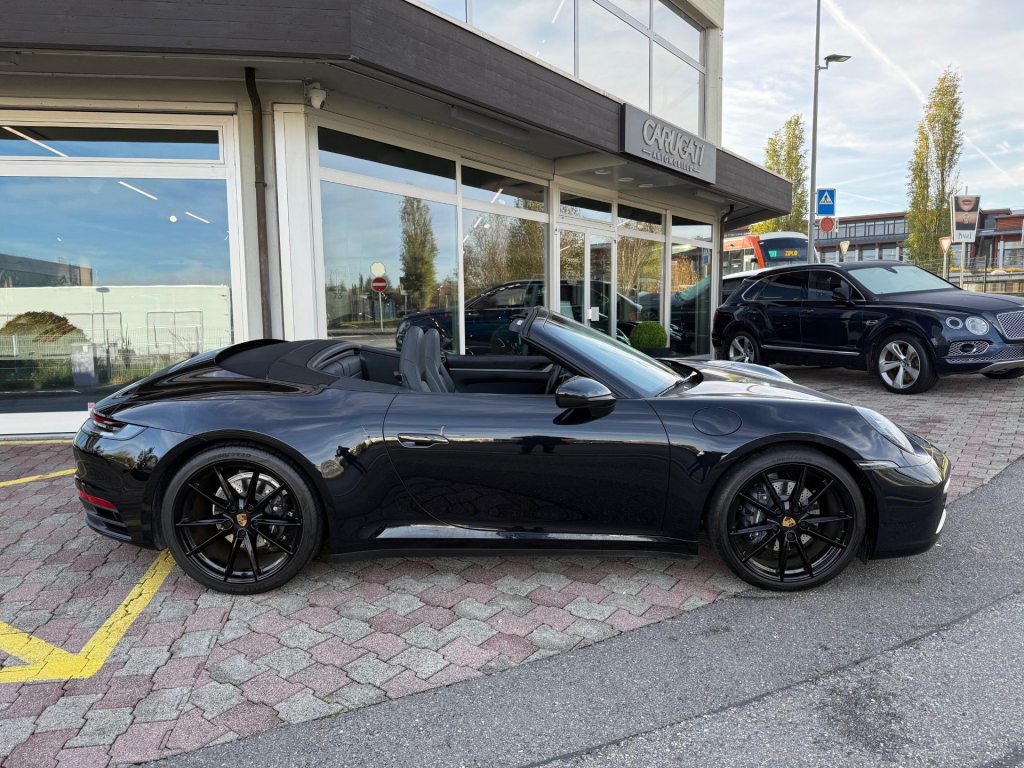 PORSCHE 911 / 992 Carrera Cabriolet 3.0 PDK, Petrol, Second hand / Used, Automatic - 5