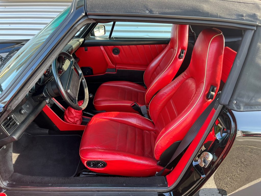 PORSCHE 911 Cabriolet 3.2 Carrera, Essence, Occasion / Utilisé, Manuelle - 7