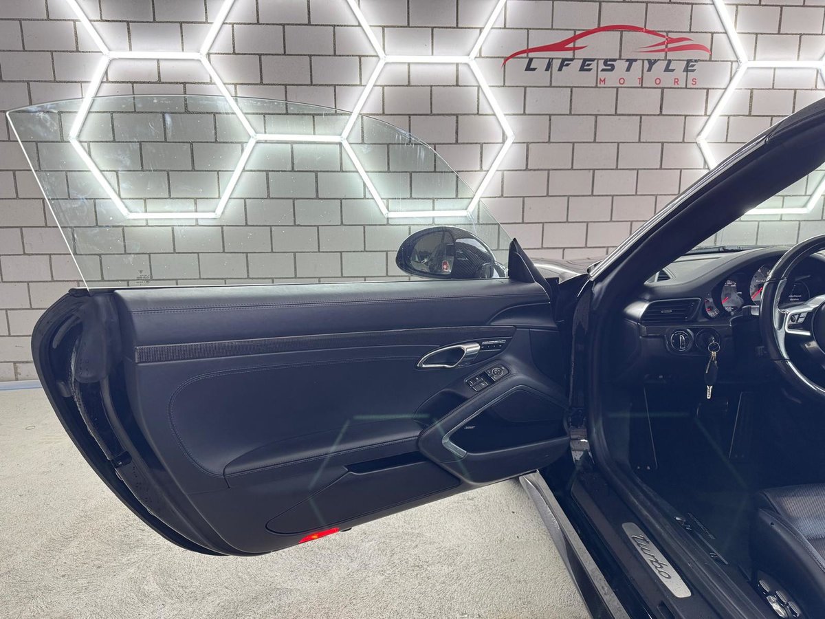 PORSCHE 911 Turbo Cabrio PDK, Benzin, Occasion / Gebraucht, Automatik - 5