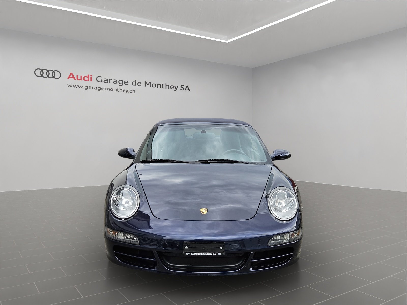 PORSCHE 911 Cabrio Carrera 4, Petrol, Second hand / Used, Manual - 2