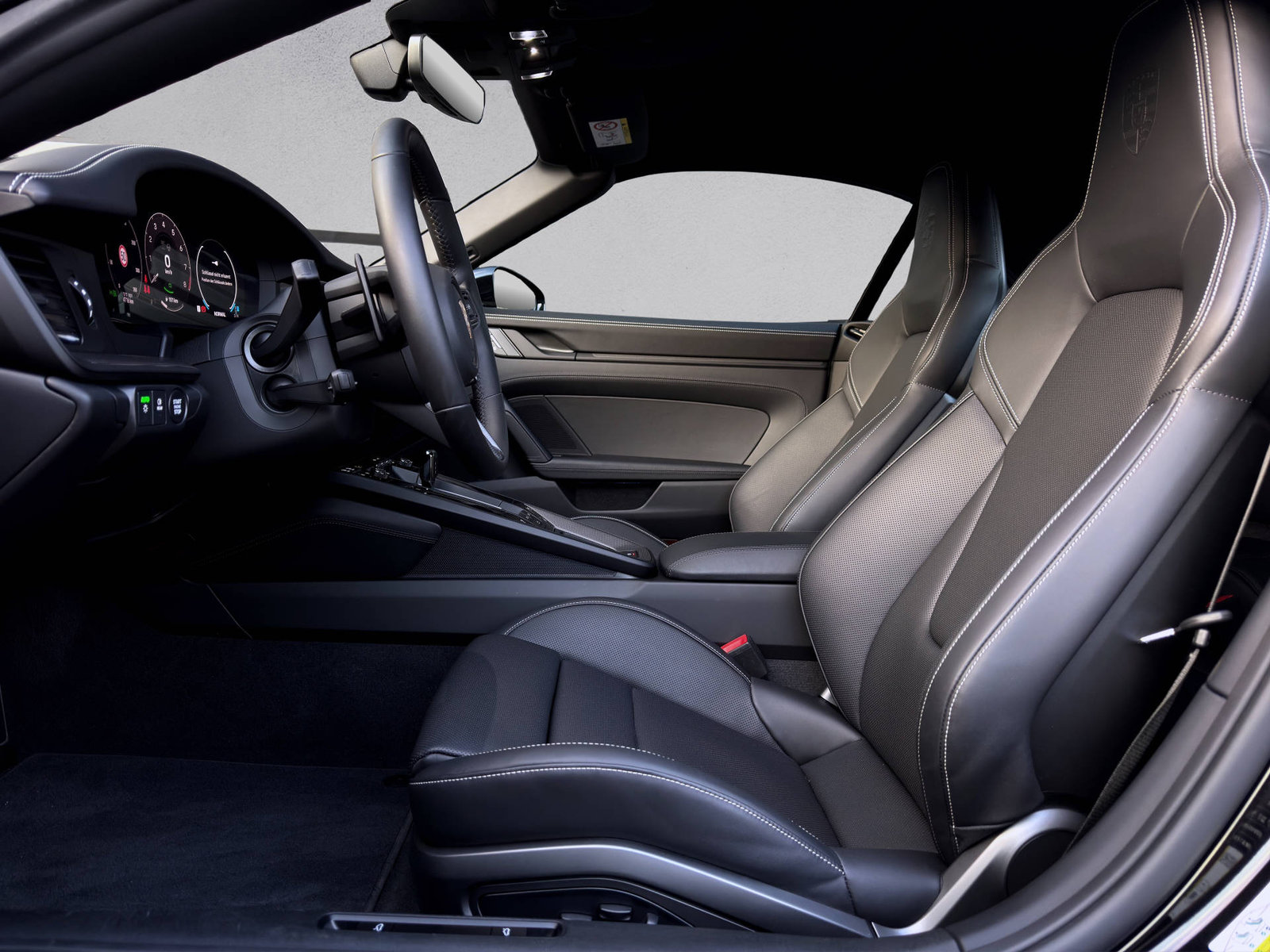 PORSCHE 911 Carrera 4 GTS Cabriolet, Mild-Hybrid Petrol/Electric, Second hand / Used, Automatic - 7
