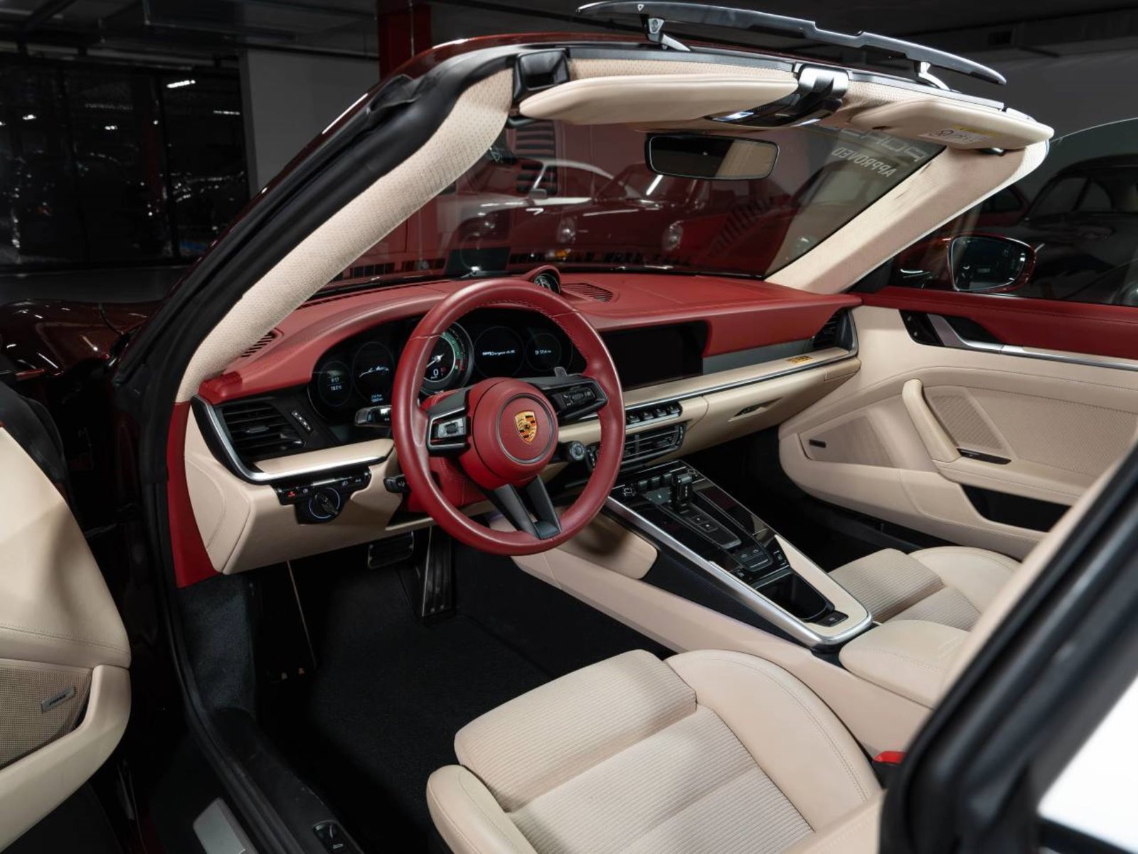PORSCHE 911 Targa 4S Heritage Design Edition, Essence, Occasion / Utilisé, Automatique - 4