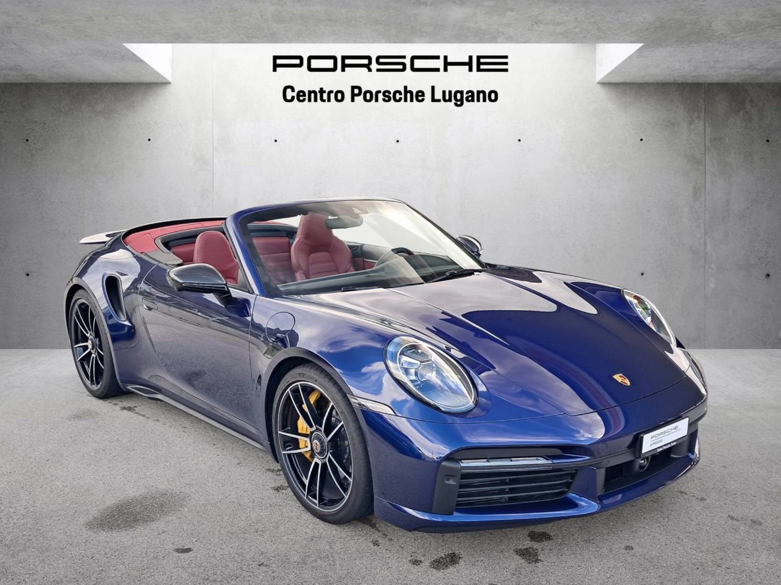 PORSCHE 911 Turbo S Cabrio, Petrol, Second hand / Used, Automatic - 6