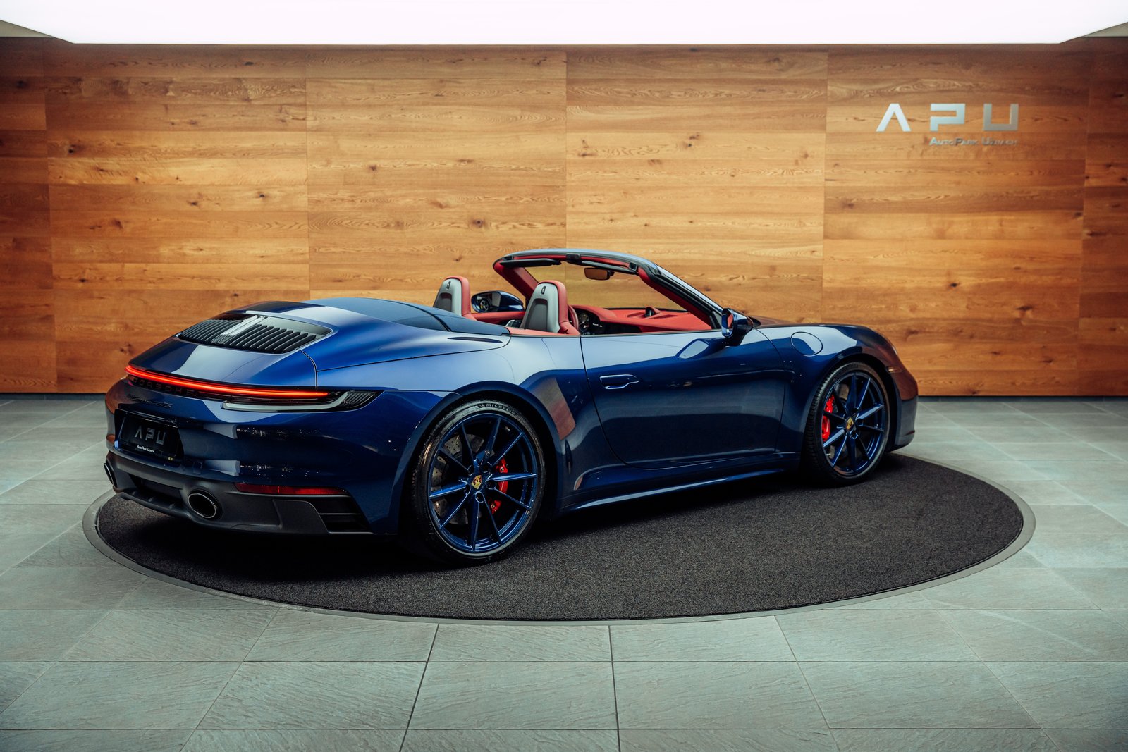 PORSCHE 911 Carrera 4 GTS Cabriolet PDK, Benzina, Occasioni / Usate, Automatico - 3