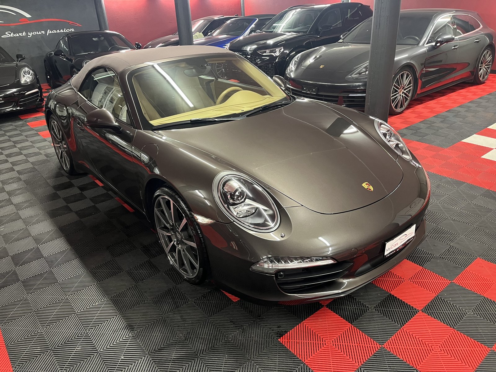 PORSCHE 911 Cabrio Carrera PDK, Petrol, Second hand / Used, Automatic - 4