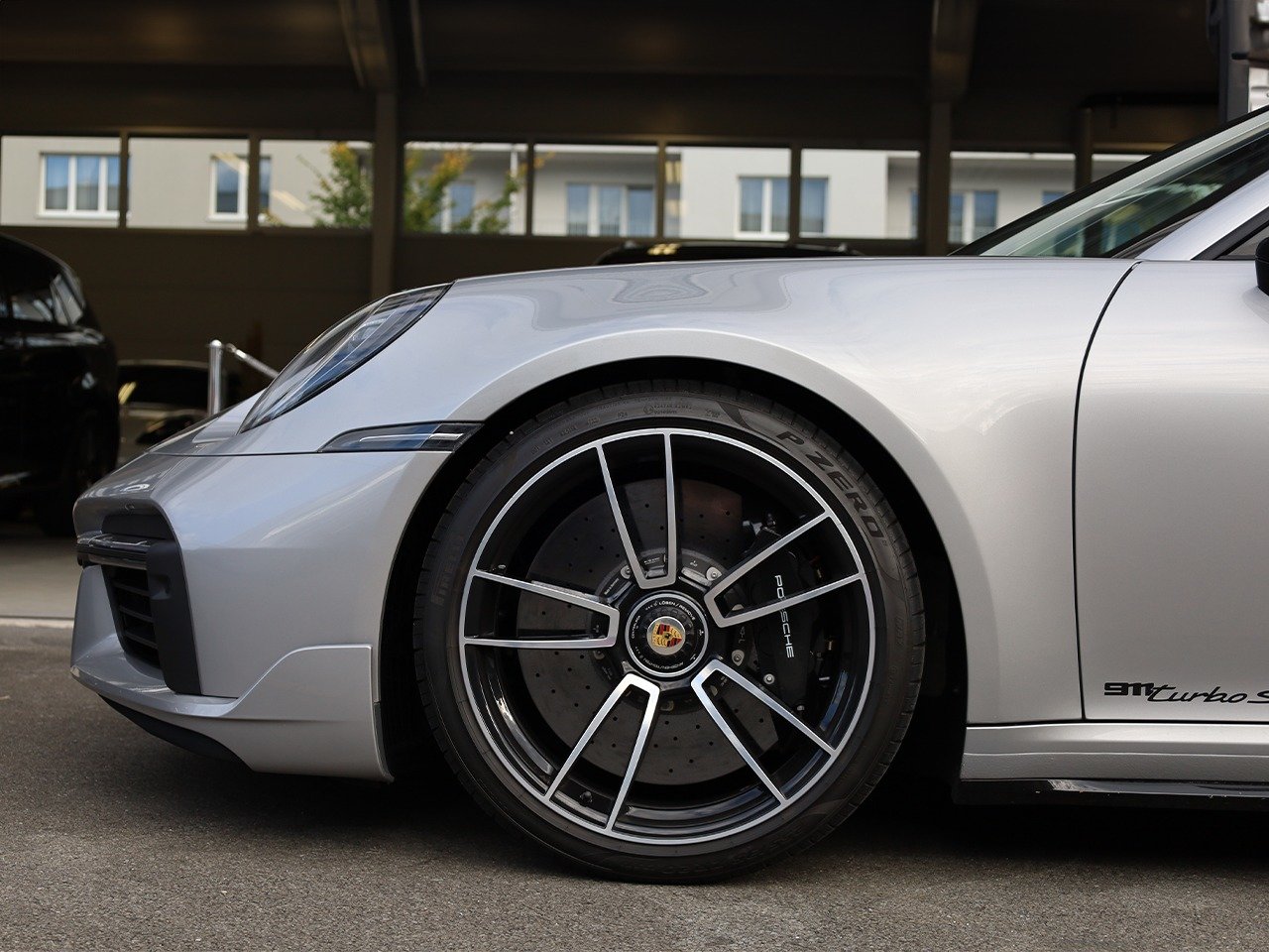 PORSCHE 911 Turbo S Cabriolet PDK / 2426.- Monatlich, Petrol, Second hand / Used, Automatic - 5