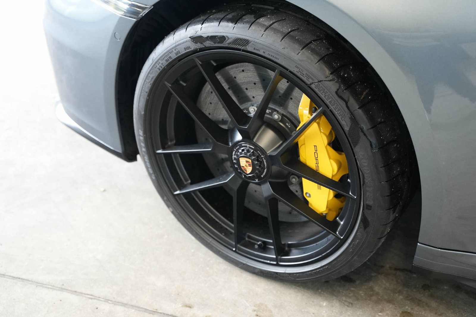 PORSCHE 911 Targa 4 GTS, Mild-Hybrid Benzin/Elektro, Occasion / Gebraucht, Automatik - 6