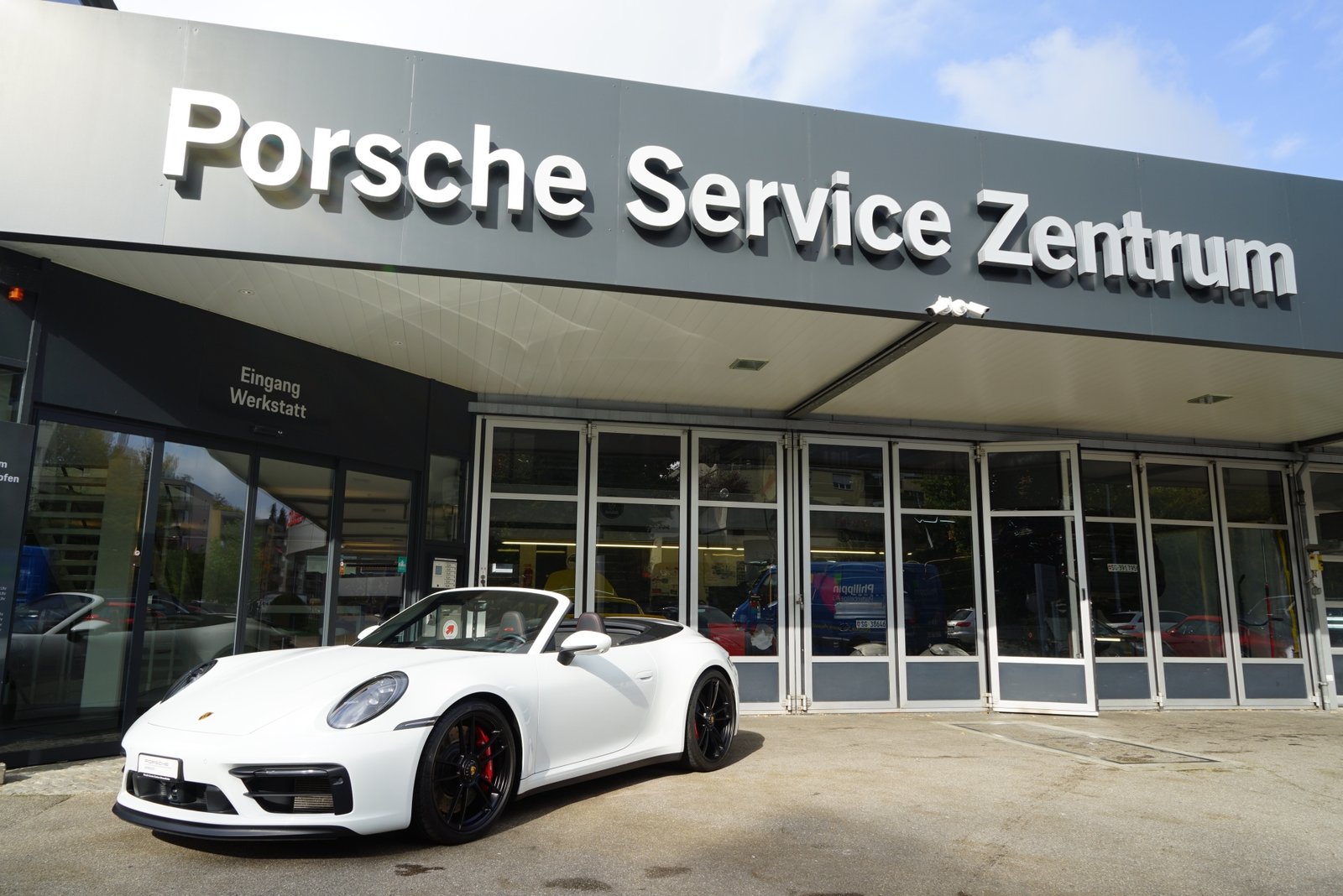 PORSCHE 911 Carrera 4 GTS Cabriolet
