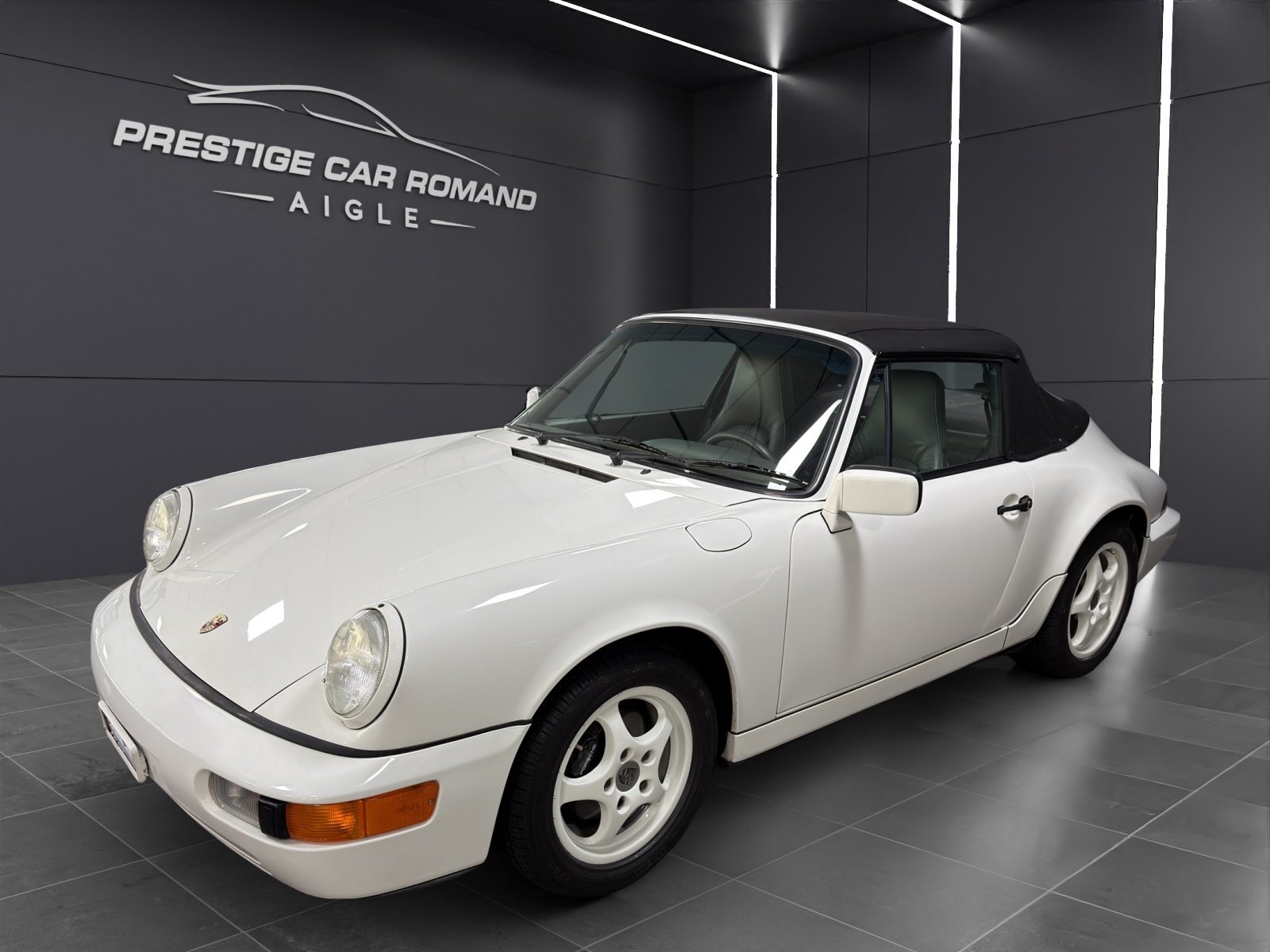 PORSCHE 911 Carrera 2 Cabrio