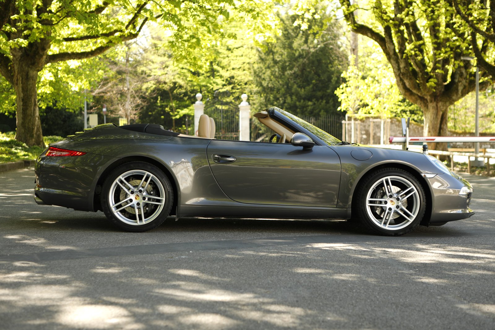 PORSCHE 911 Cabrio Carrera 991.1 boîte manuelle, Benzin, Occasion / Gebraucht, Handschaltung - 5